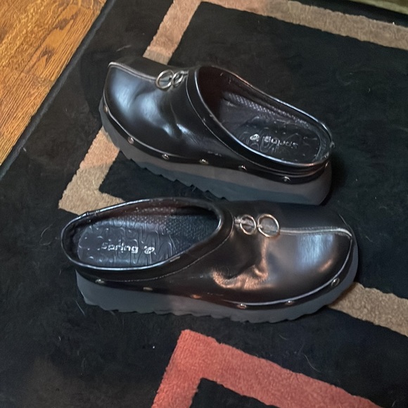 Black Platform Shoe - Picture 6 of 6